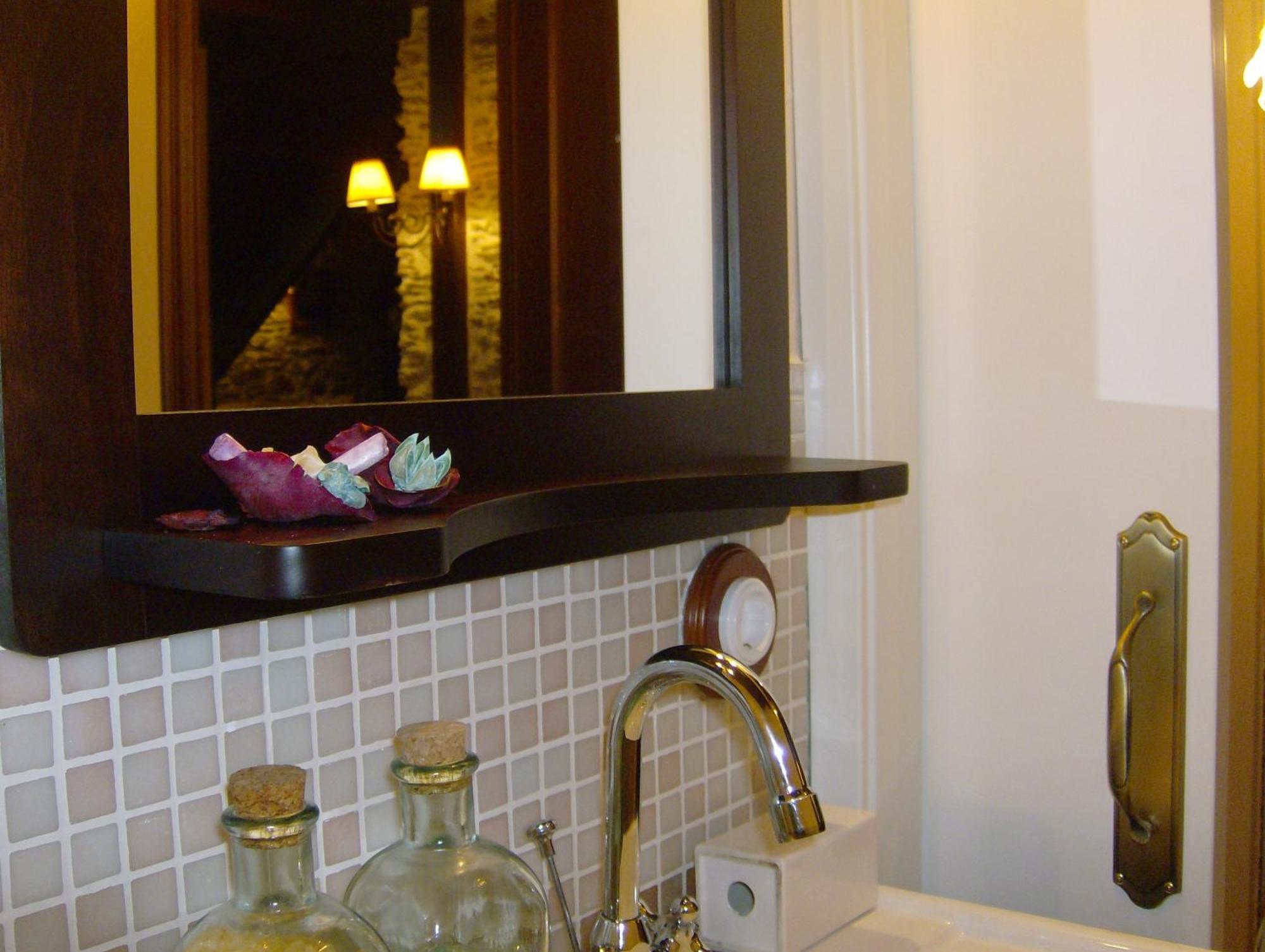 Os Tres Teixos Guest House San Acisclo Room photo